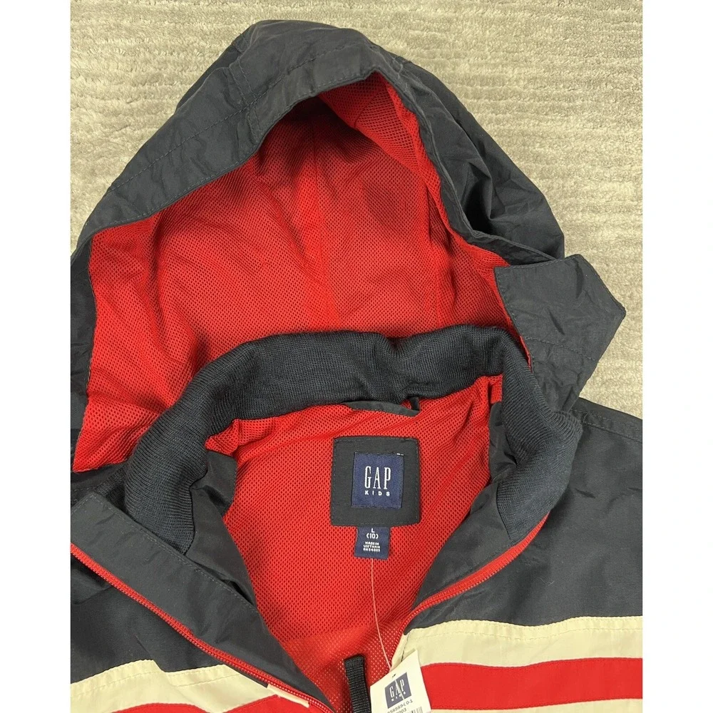 GAP lightweight windbreaker